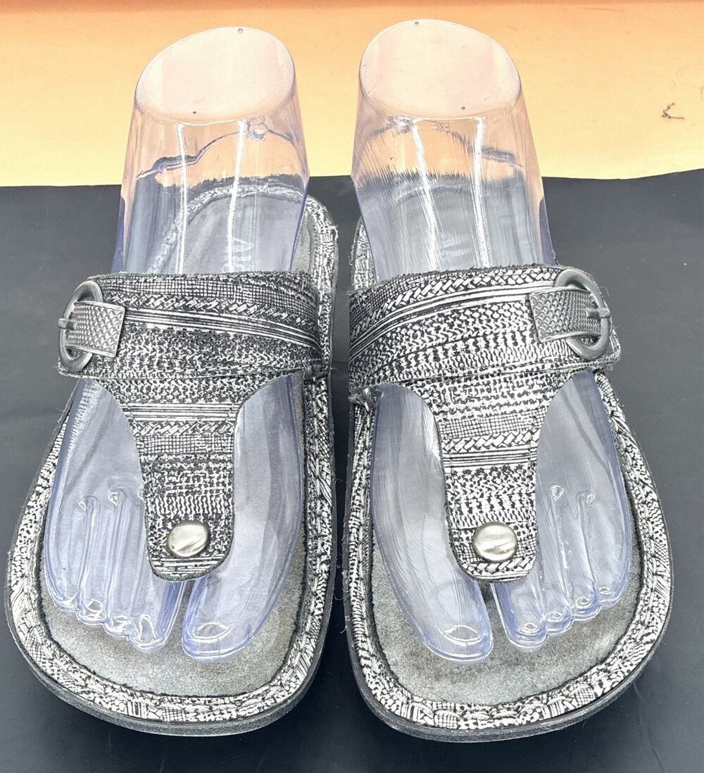 ALEGRIA CAR-713 silver buckle hook and loop thong comfort sandal EU 35 US 5